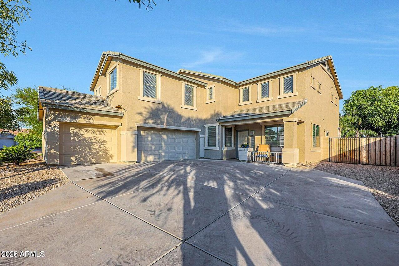 3707 S 104th Ave., Tolleson, AZ 85353