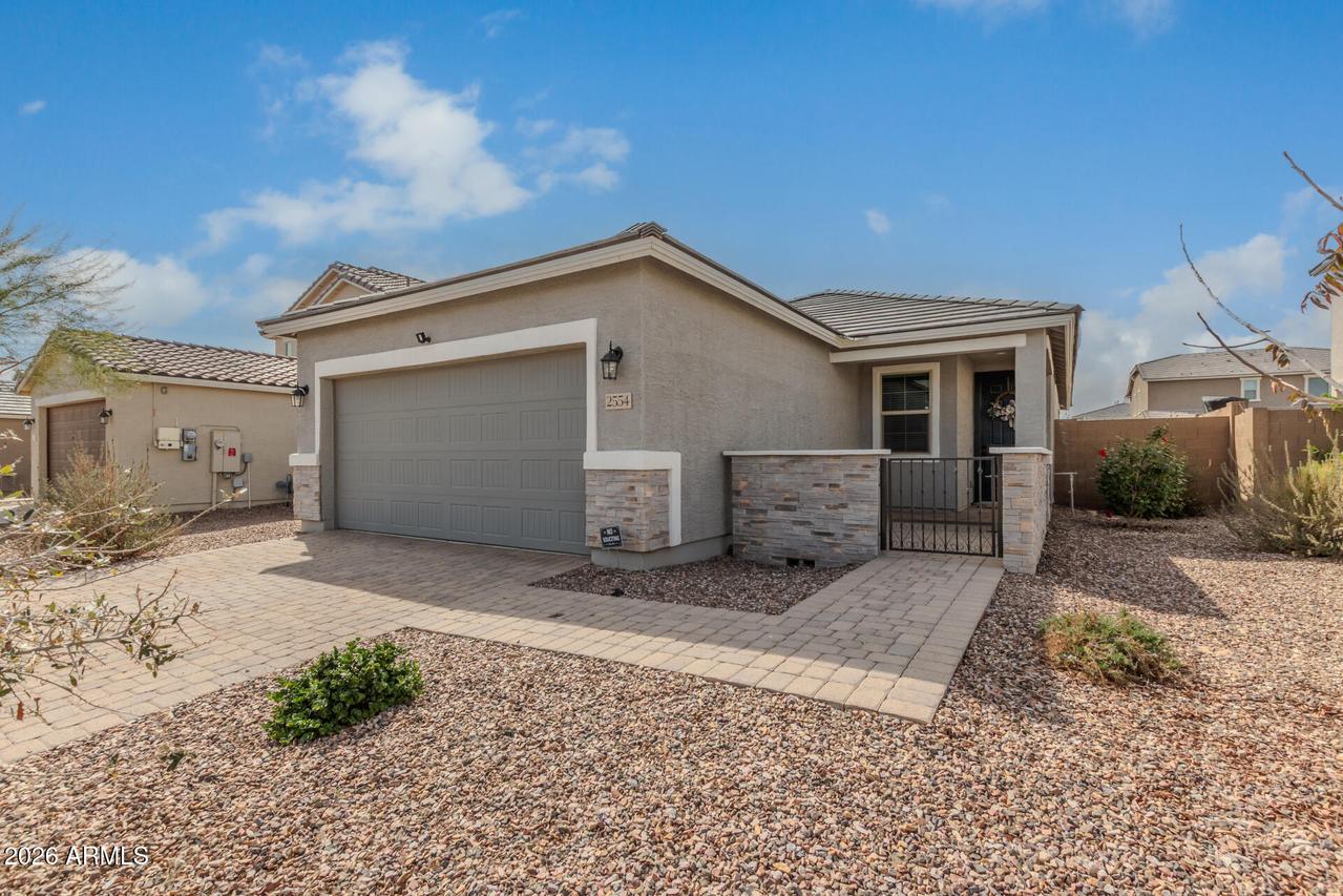 2554 S 179th Dr., Goodyear, AZ 85338