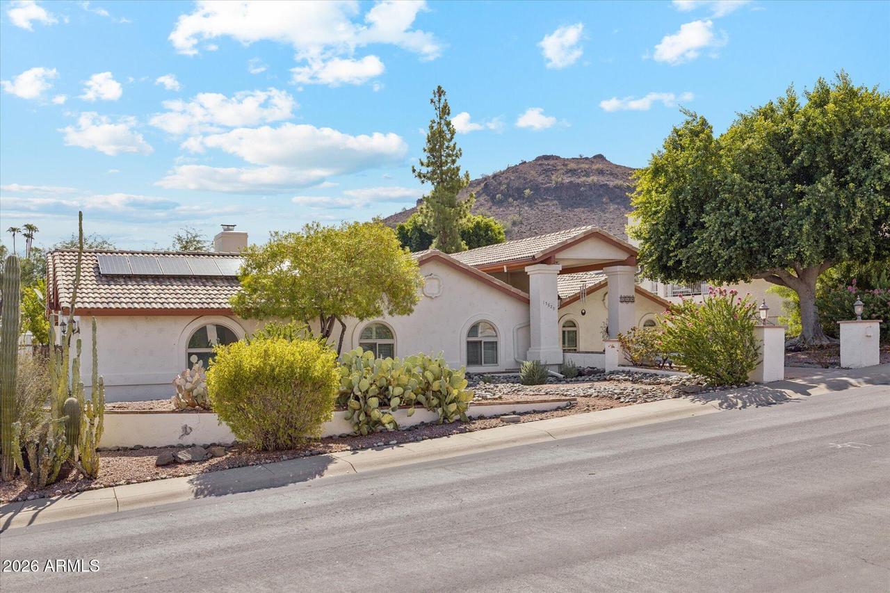 15629 N 10th Pl., Phoenix, AZ 85022