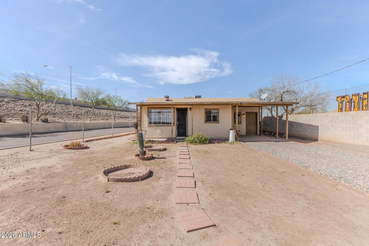 2018 S 3rd Dr., Phoenix, AZ 85003