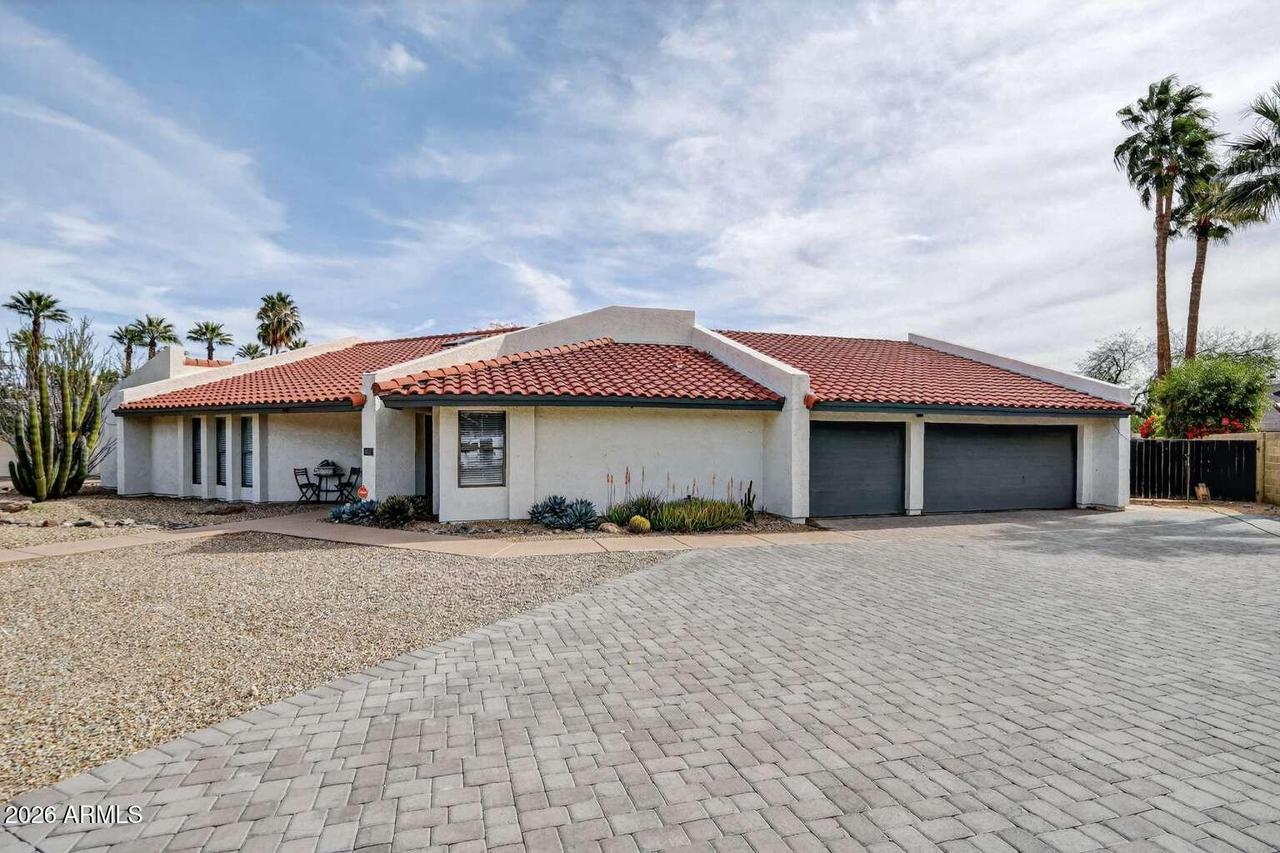 623 N La Loma Ave., Litchfield Park, AZ 85340