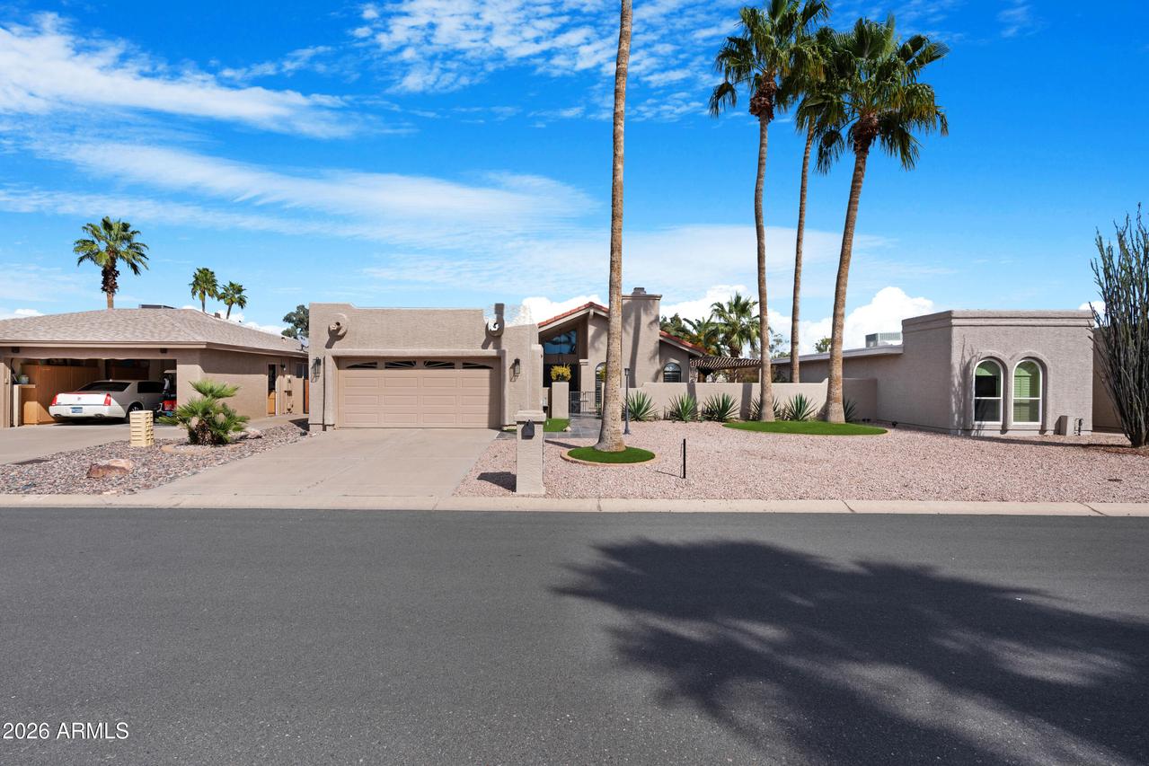 25821 S Hollygreen Dr., Sun Lakes, AZ 85248