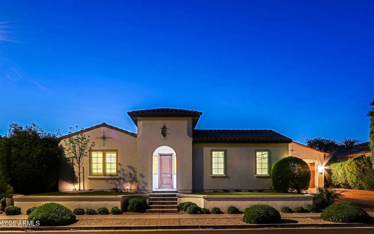 21098 N 76th Ave., Glendale, AZ 85308