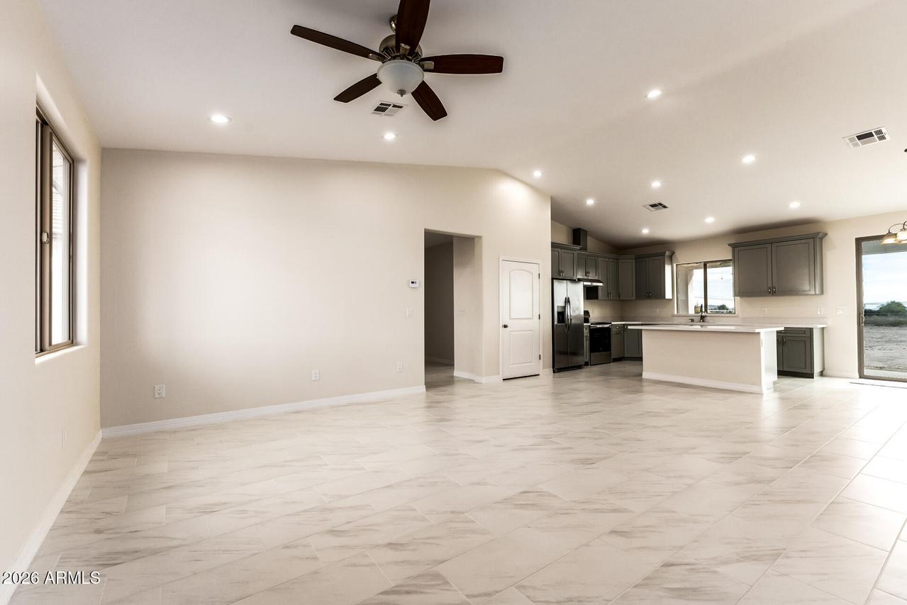 3662 S 343rd Ave., Tonopah, AZ 85354