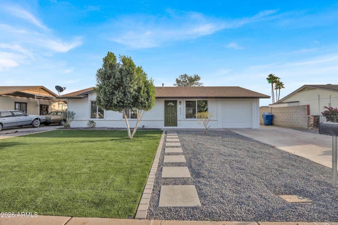 643 E Harmony Ave., Mesa, AZ 85204