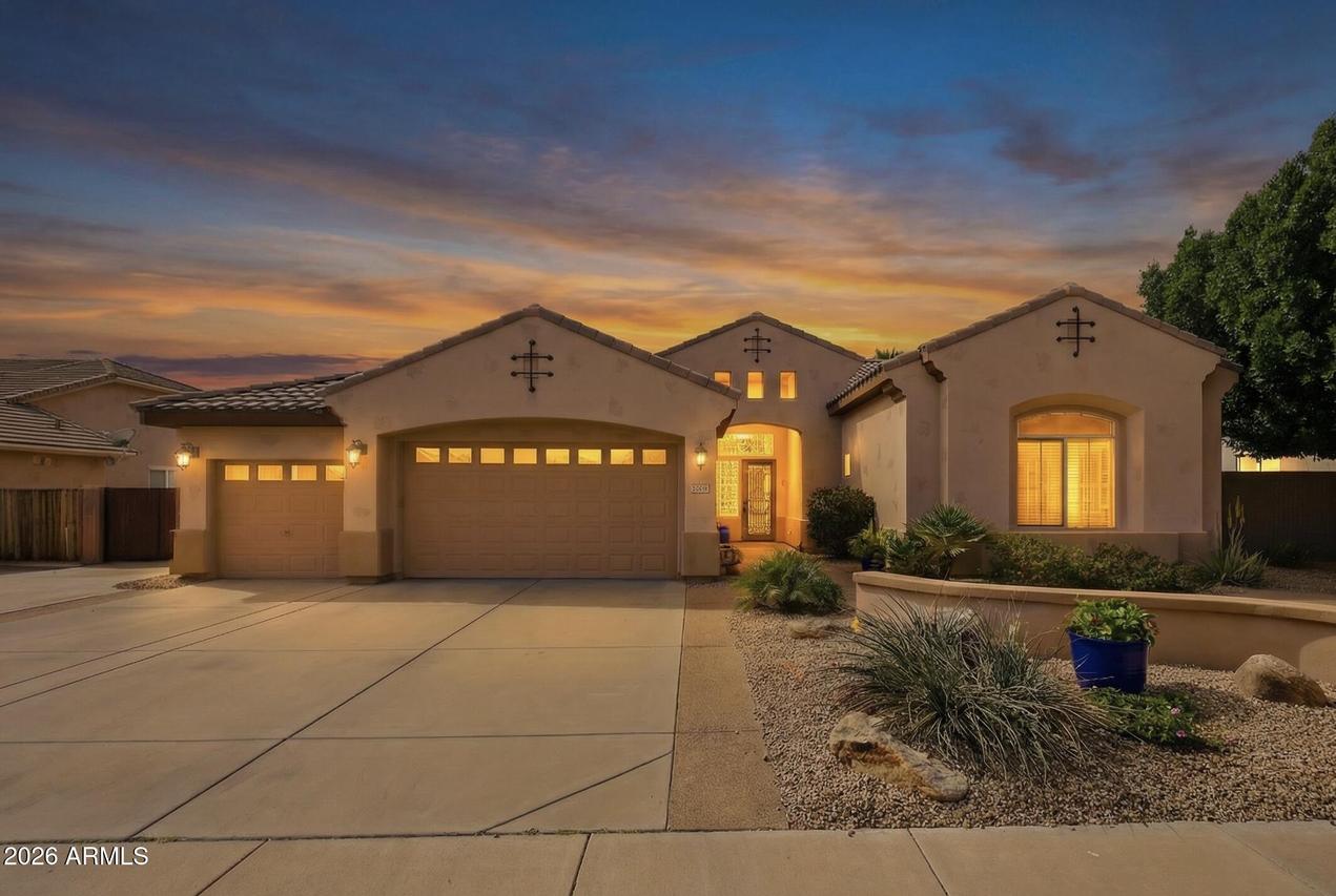 22028 N 80th Ave., Peoria, AZ 85383