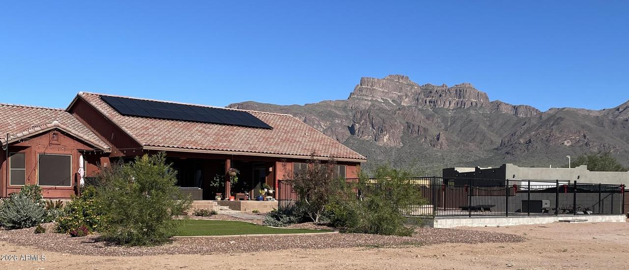 5107 E 14th Ave., Apache Junction, AZ 85119