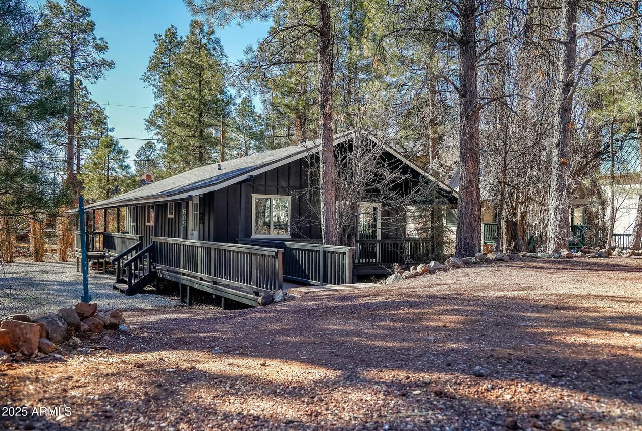 605 E Hillside Dr., Munds Park, AZ 86017