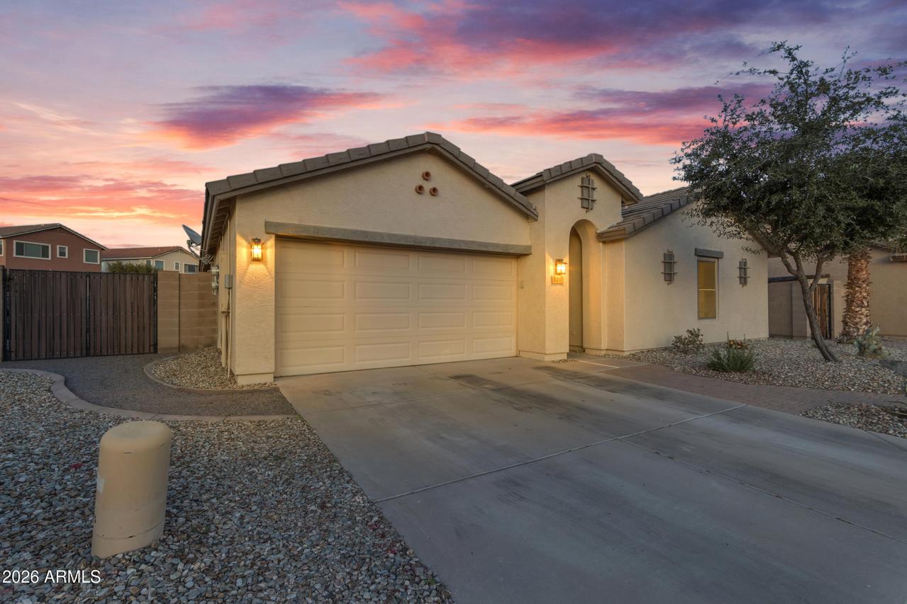 3311 S 256th Dr., Buckeye, AZ 85326