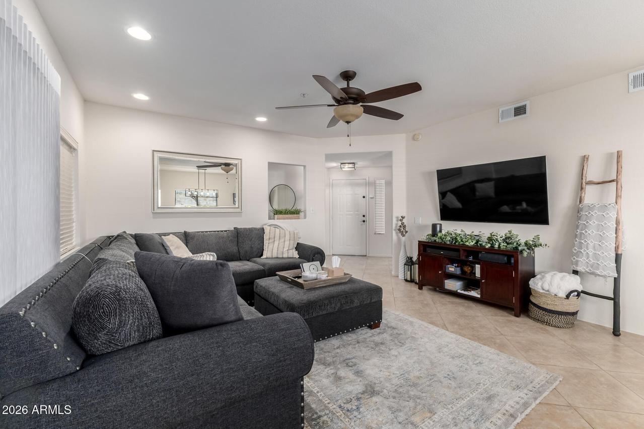 15225 N 100th St. #1214, Scottsdale, AZ 85260