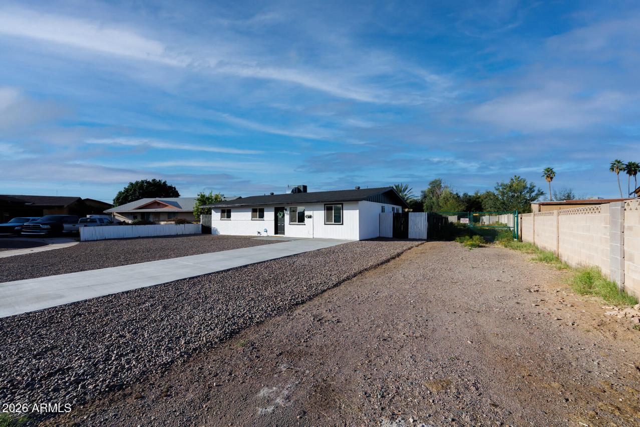 1458 S Key Cir., Mesa, AZ 85210