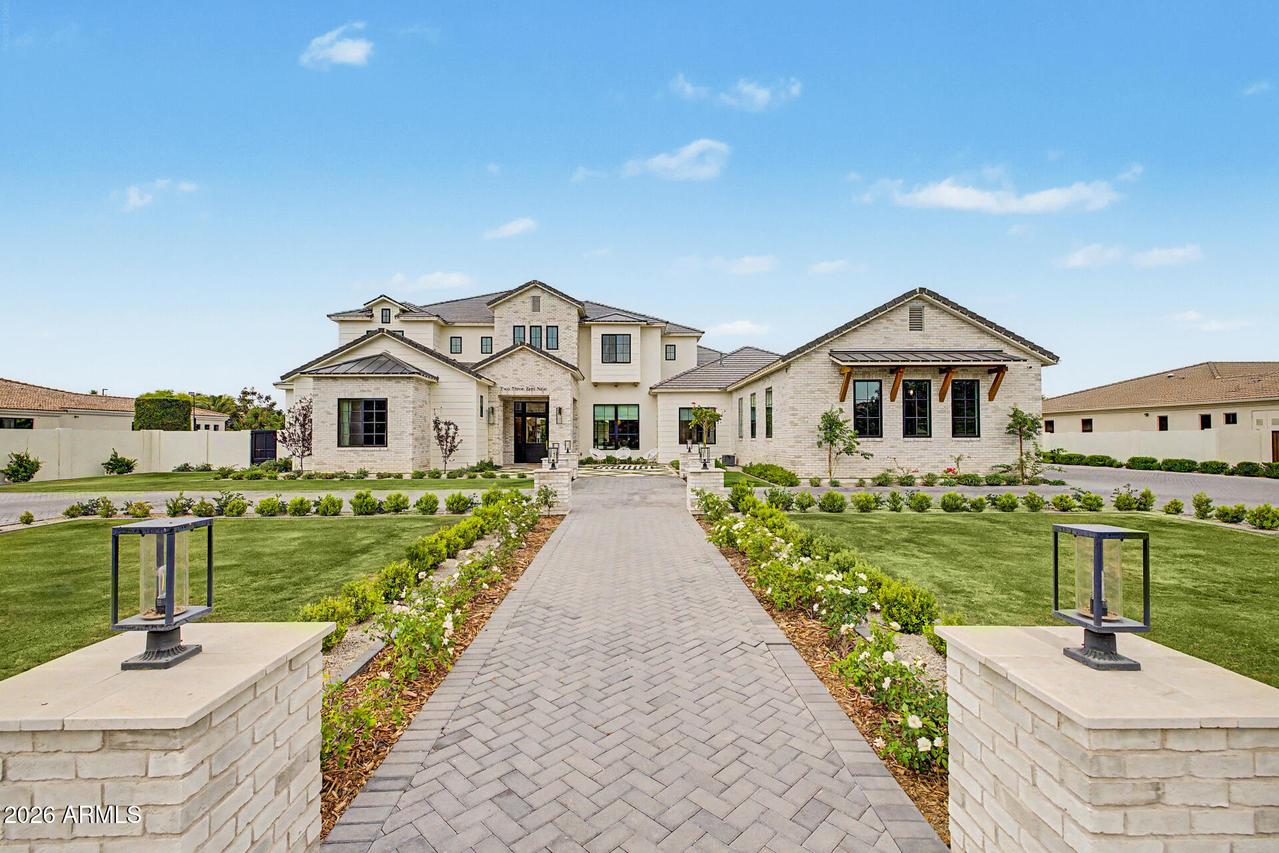 2309 E Plum St., Gilbert, AZ 85298