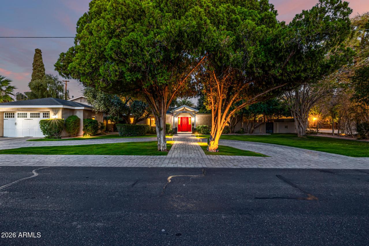 5655 N 4th St., Phoenix, AZ 85012