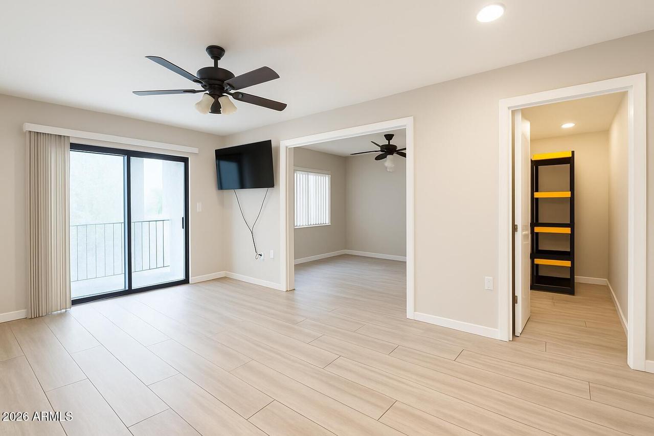 3033 E Devonshire Ave. #1009, Phoenix, AZ 85016