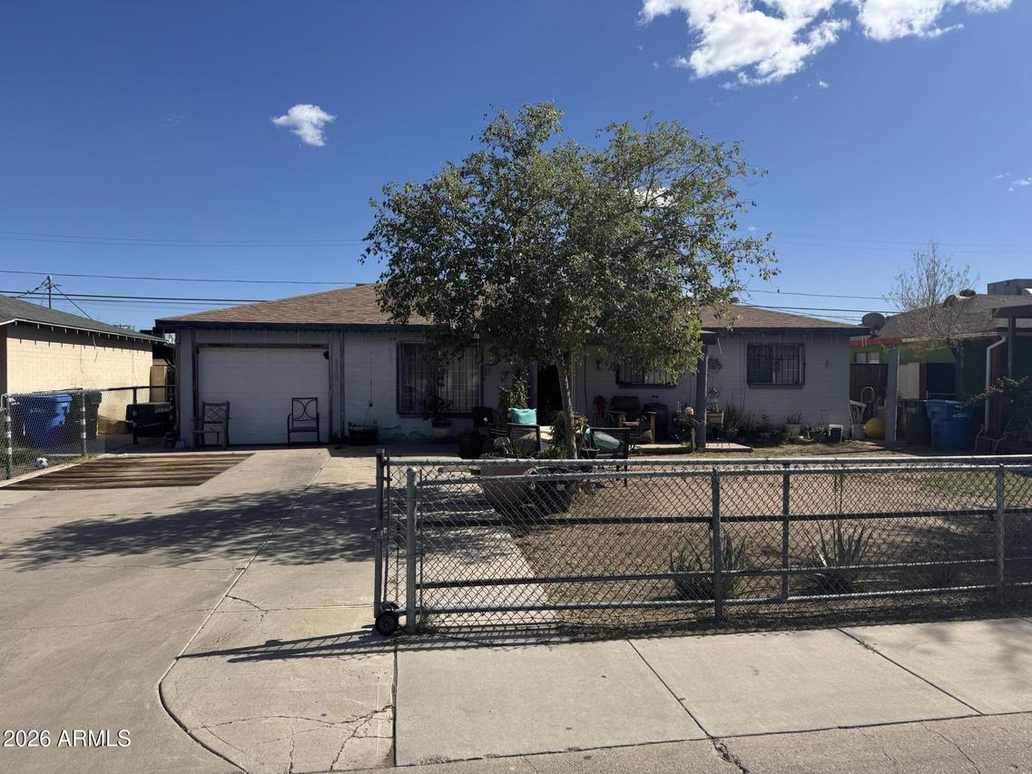 4133 N 49th Ave., Phoenix, AZ 85031