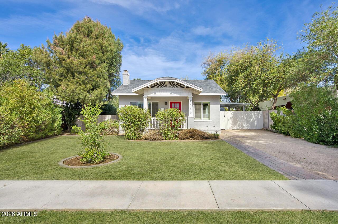 1550 E Cheery Lynn Rd., Phoenix, AZ 85014