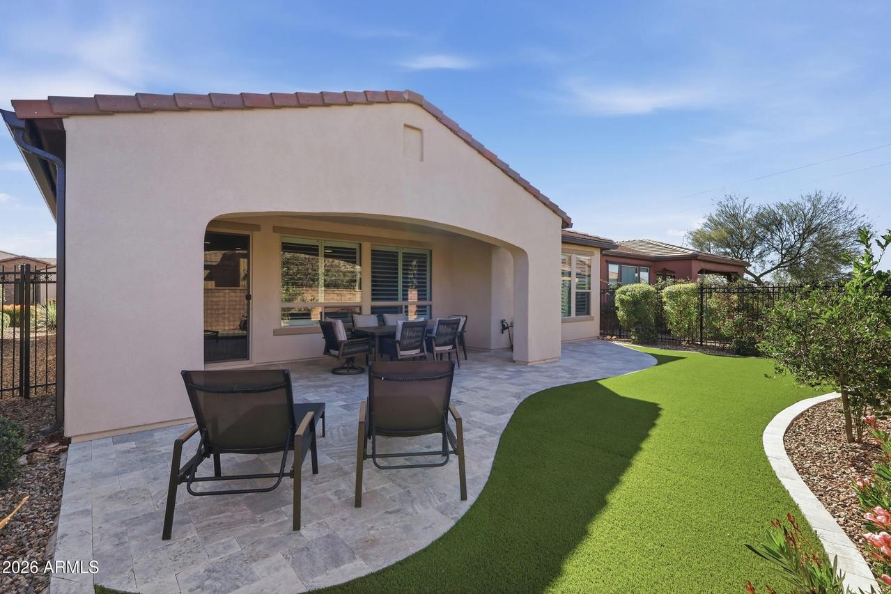 92 E Iloca Ln., Queen Creek, AZ 85140