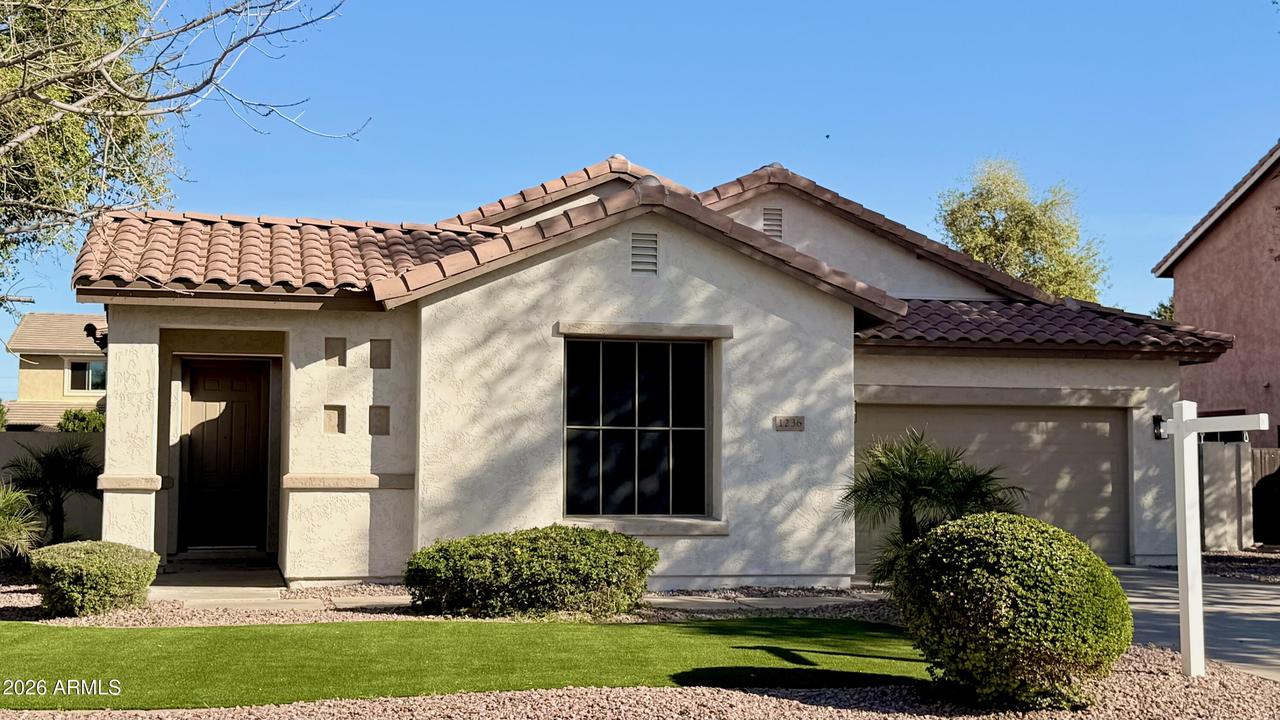 1236 E Nightingale Ln., Gilbert, AZ 85298