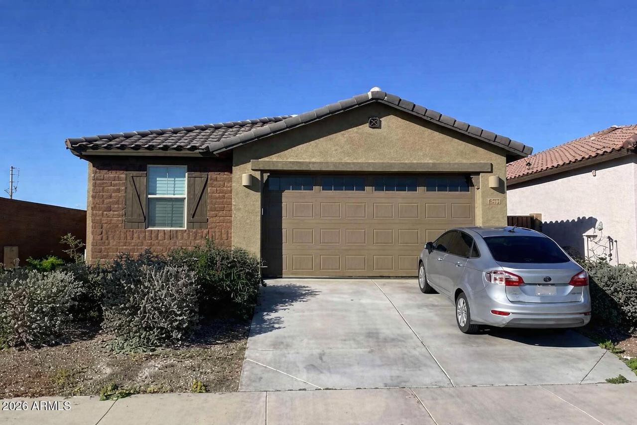 8272 N 170th Ln., Waddell, AZ 85355