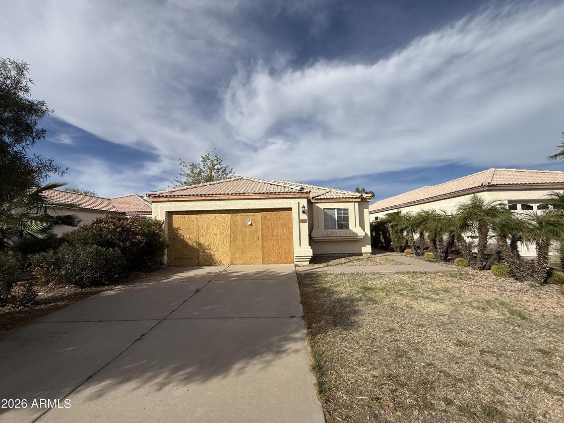 4622 E Grovers Ave., Phoenix, AZ 85032