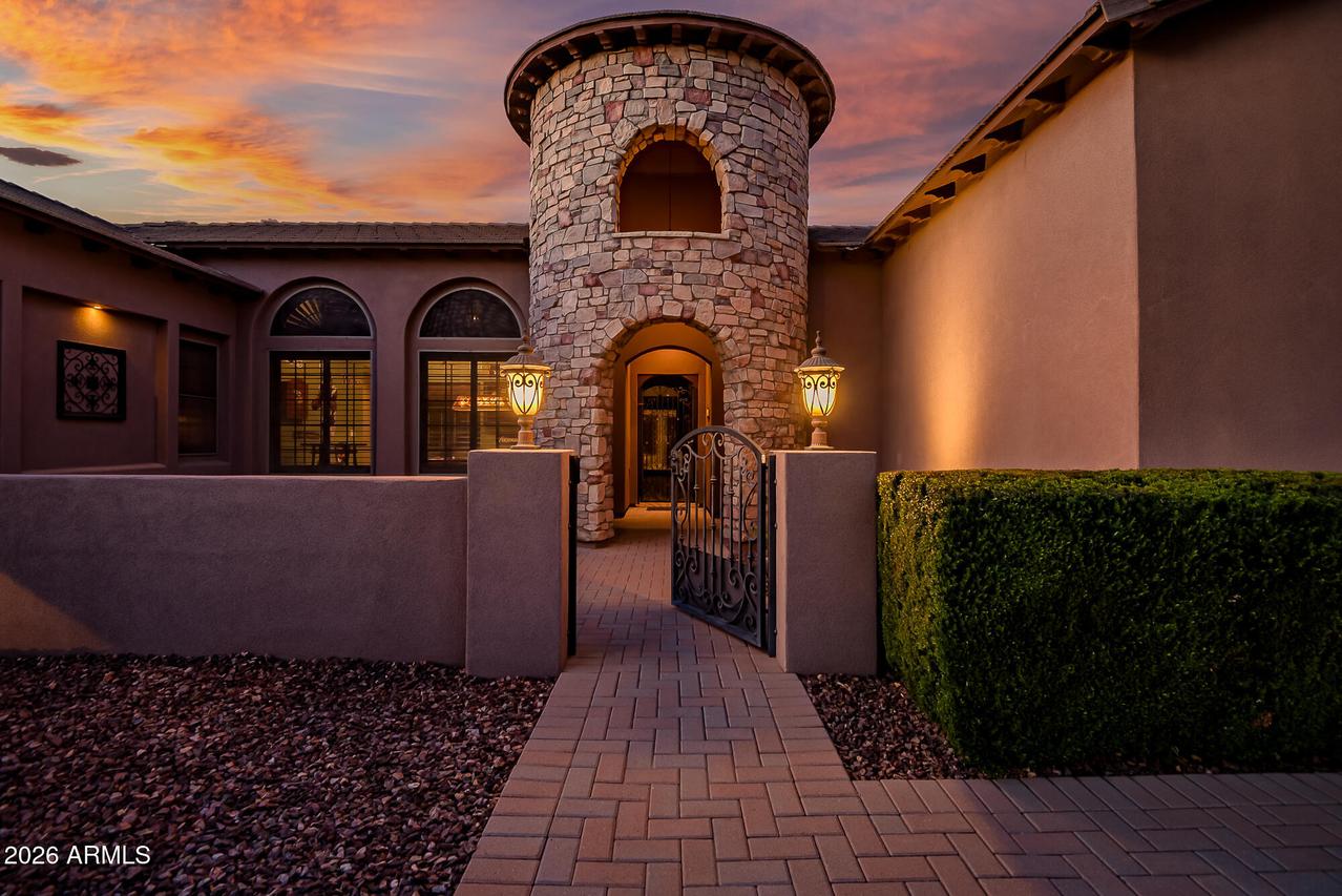 18606 W Solano Dr., Litchfield Park, AZ 85340