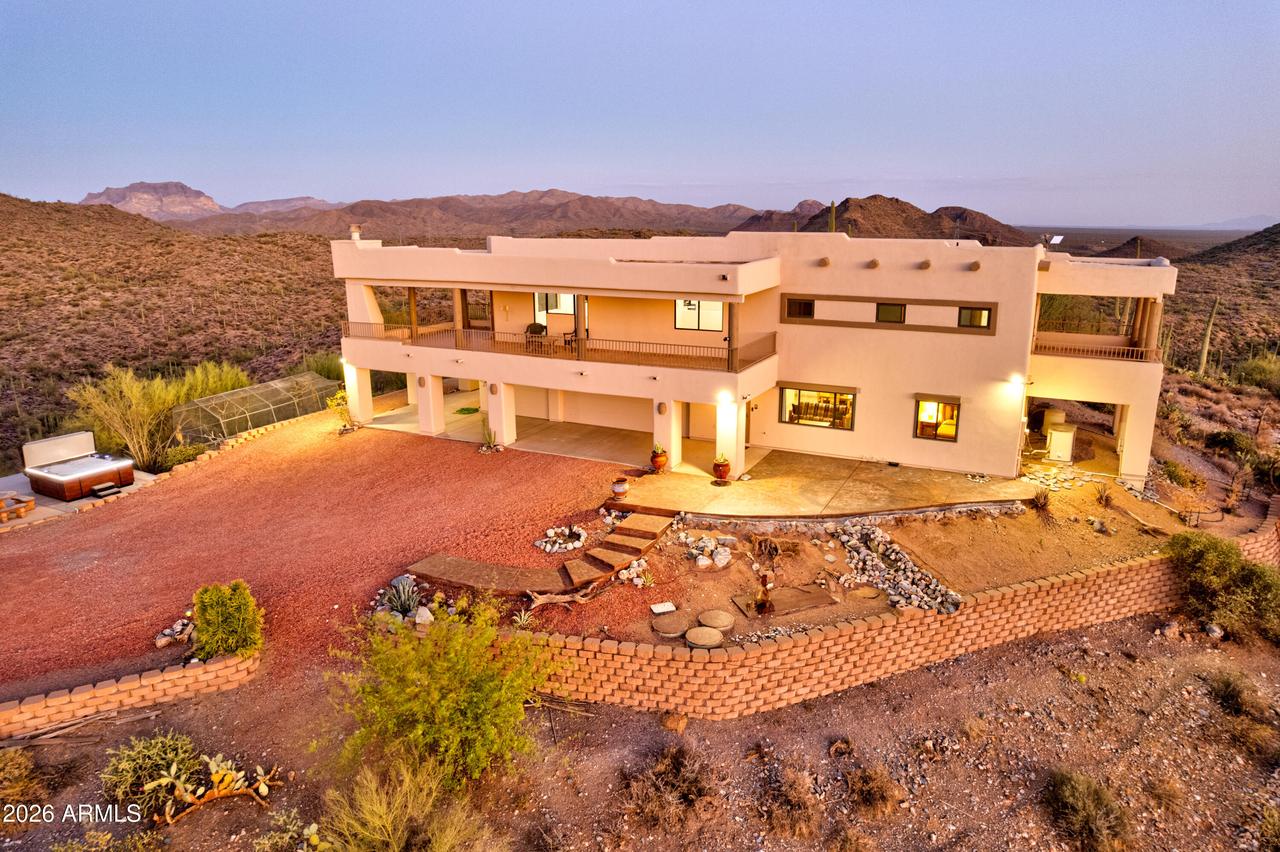 3246 N Silver Tip Tr., Queen Valley, AZ 85118