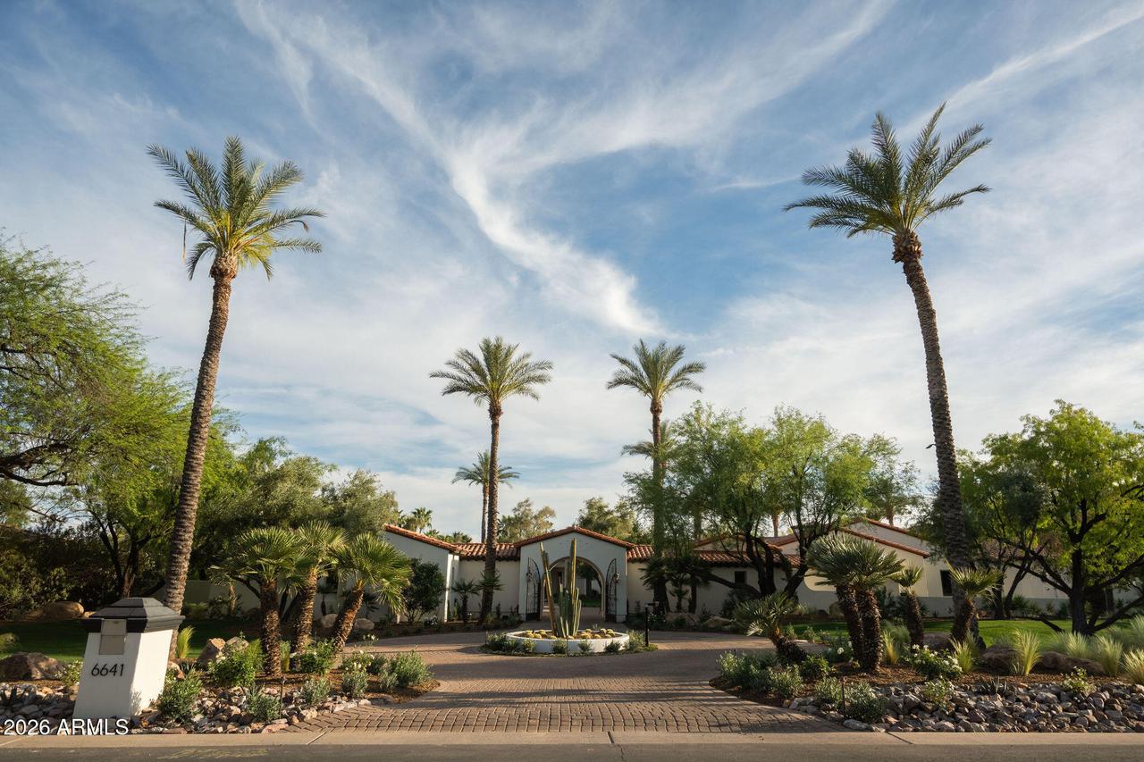 6641 E Meadowlark Ln., Paradise Valley, AZ 85253