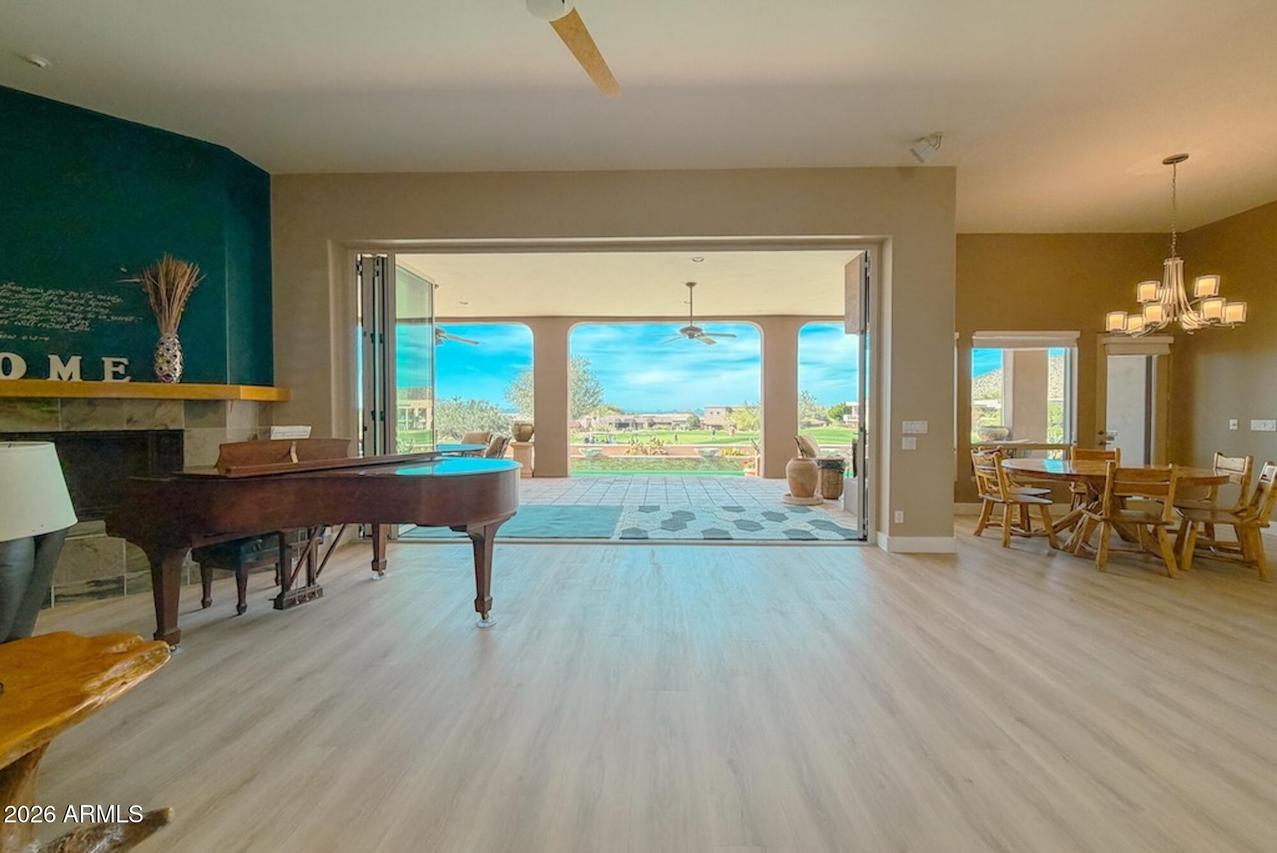 12398 N 120th St., Scottsdale, AZ 85259