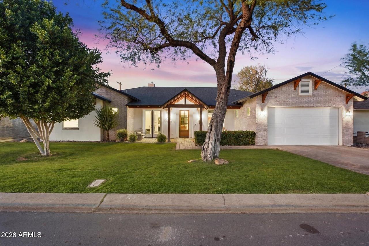 4222 E Hazelwood St., Phoenix, AZ 85018