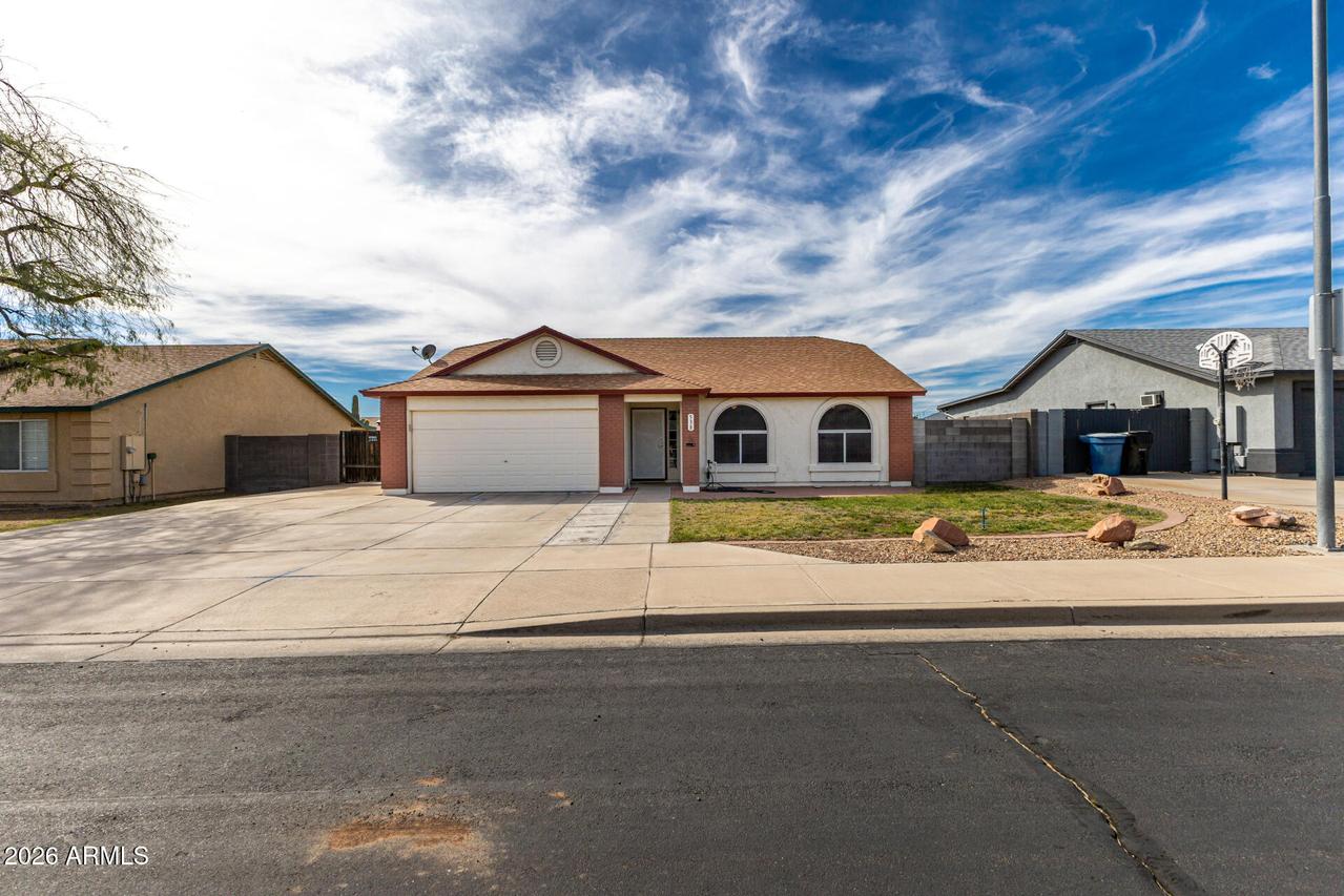 538 N 110th St., Mesa, AZ 85207