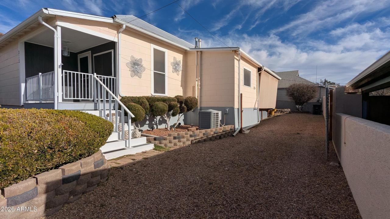 215 3rd St., Bisbee, AZ 85603