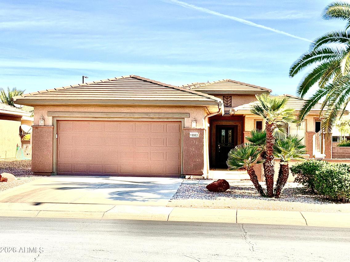19963 N Crescent Way, Surprise, AZ 85374