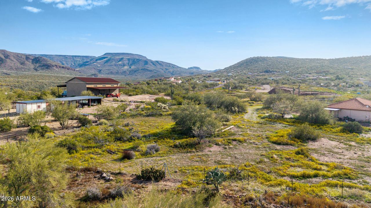 45503 N 20th St. #-, New River, AZ 85087