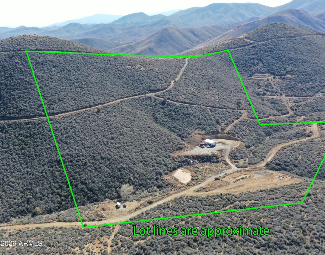 20 Miners Pick, Mayer, AZ 86333