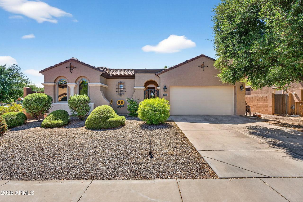 3711 E Kingbird Pl., Chandler, AZ 85286