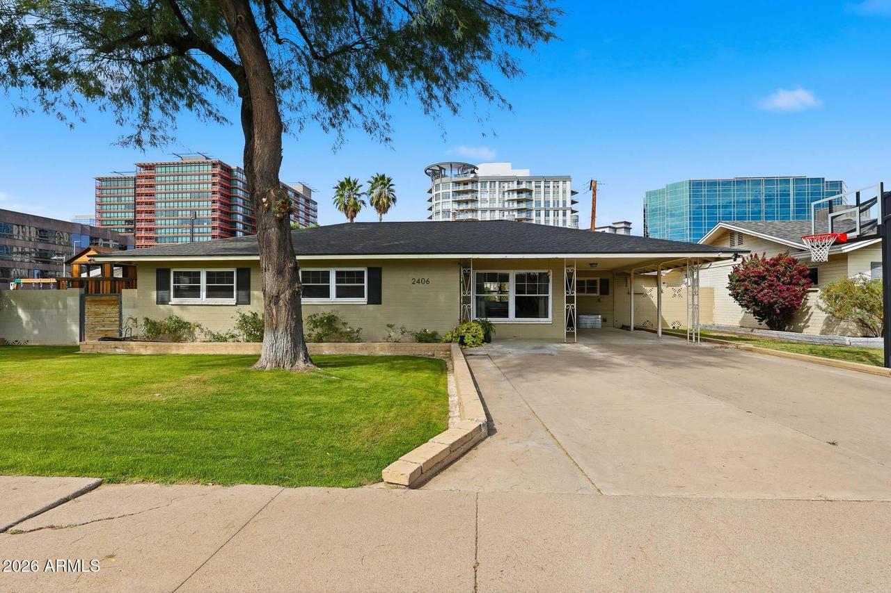 2406 E Elm St., Phoenix, AZ 85016