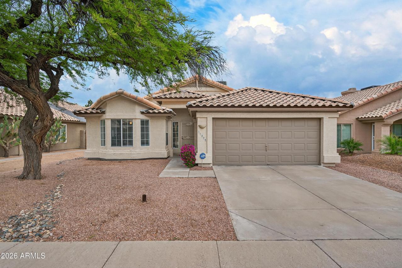 11825 S 44th St., Phoenix, AZ 85044