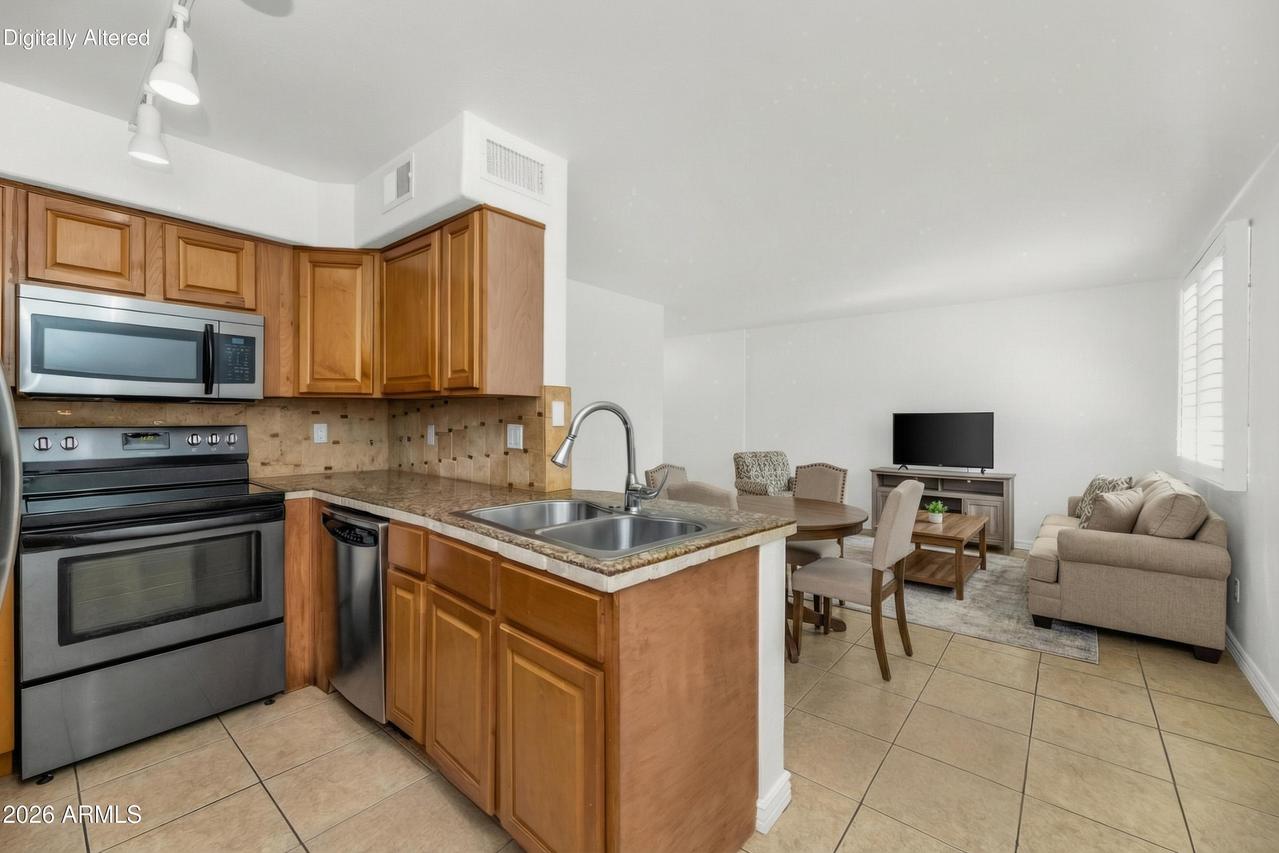 3313 N 68th St. #E137, Scottsdale, AZ 85251