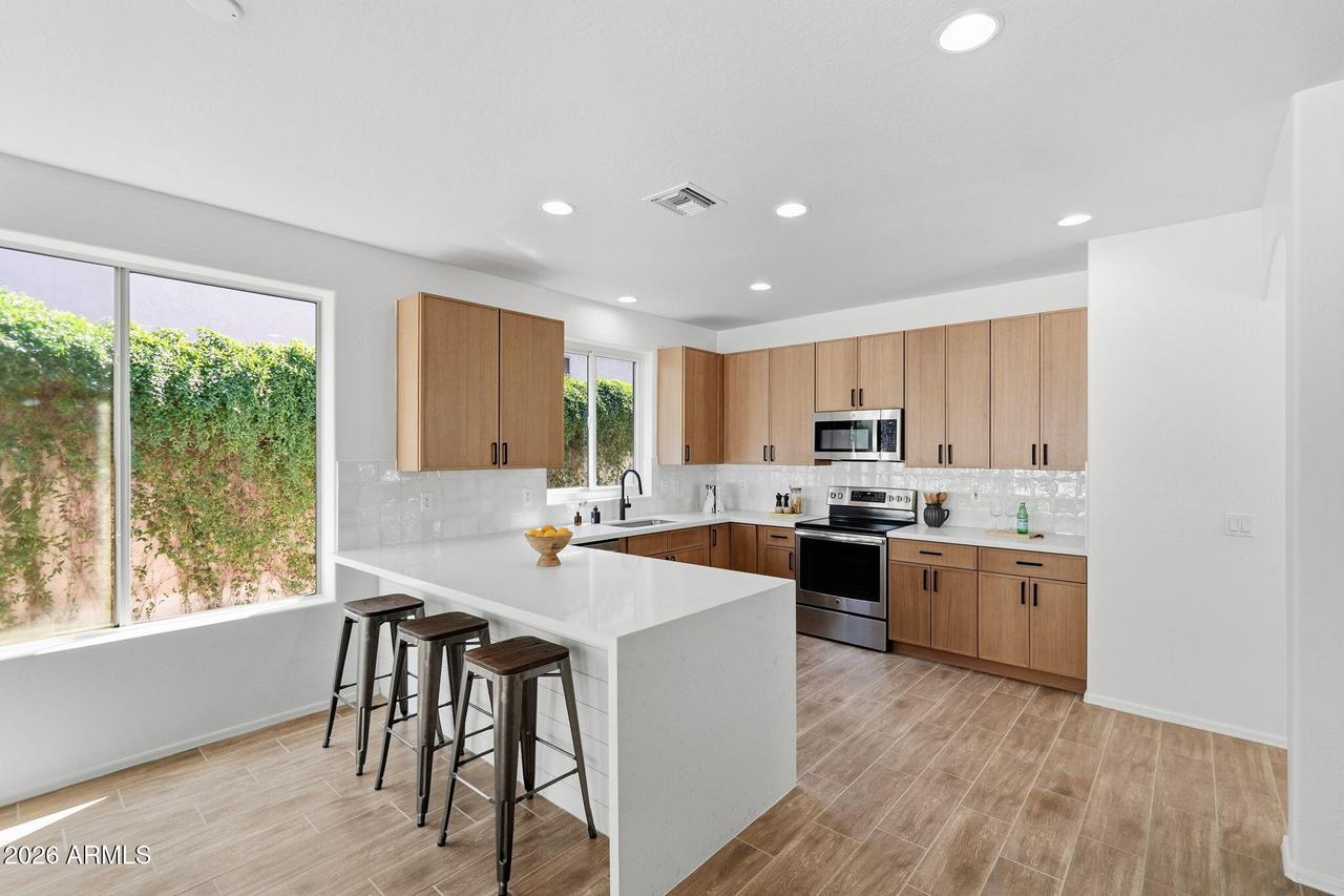 5922 W Gambit Tr., Phoenix, AZ 85083