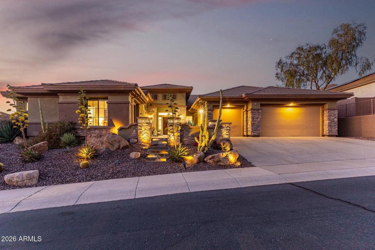 2604 W Shinnecock Way, Phoenix, AZ 85086