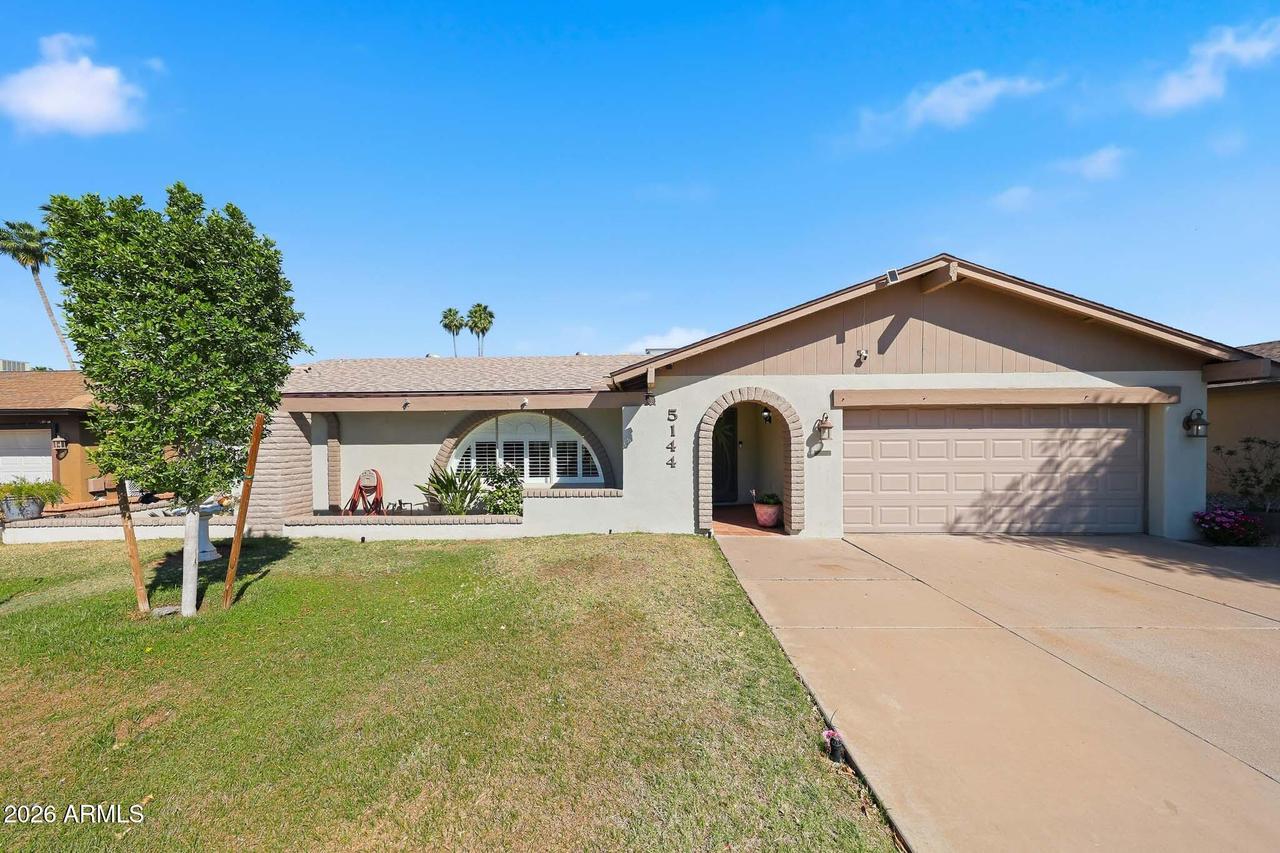 5144 W Las Palmaritas Dr., Glendale, AZ 85302