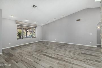 801 E Acoma Dr., Phoenix, AZ 85022