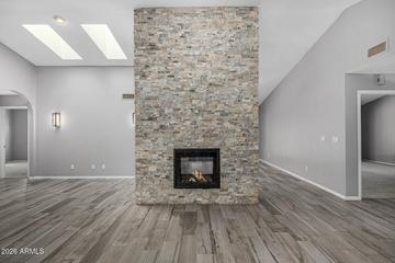 801 E Acoma Dr., Phoenix, AZ 85022