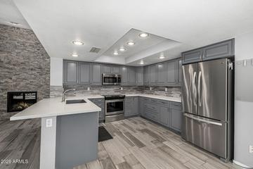 801 E Acoma Dr., Phoenix, AZ 85022