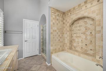 801 E Acoma Dr., Phoenix, AZ 85022