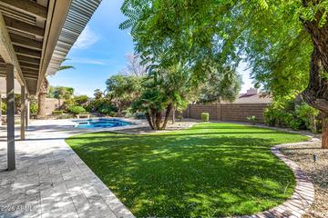 801 E Acoma Dr., Phoenix, AZ 85022