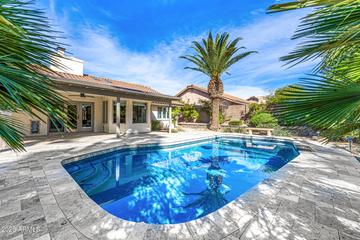 801 E Acoma Dr., Phoenix, AZ 85022