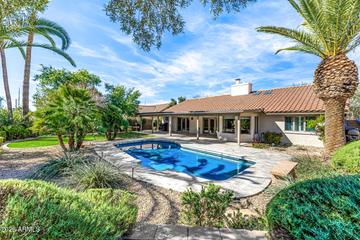 801 E Acoma Dr., Phoenix, AZ 85022