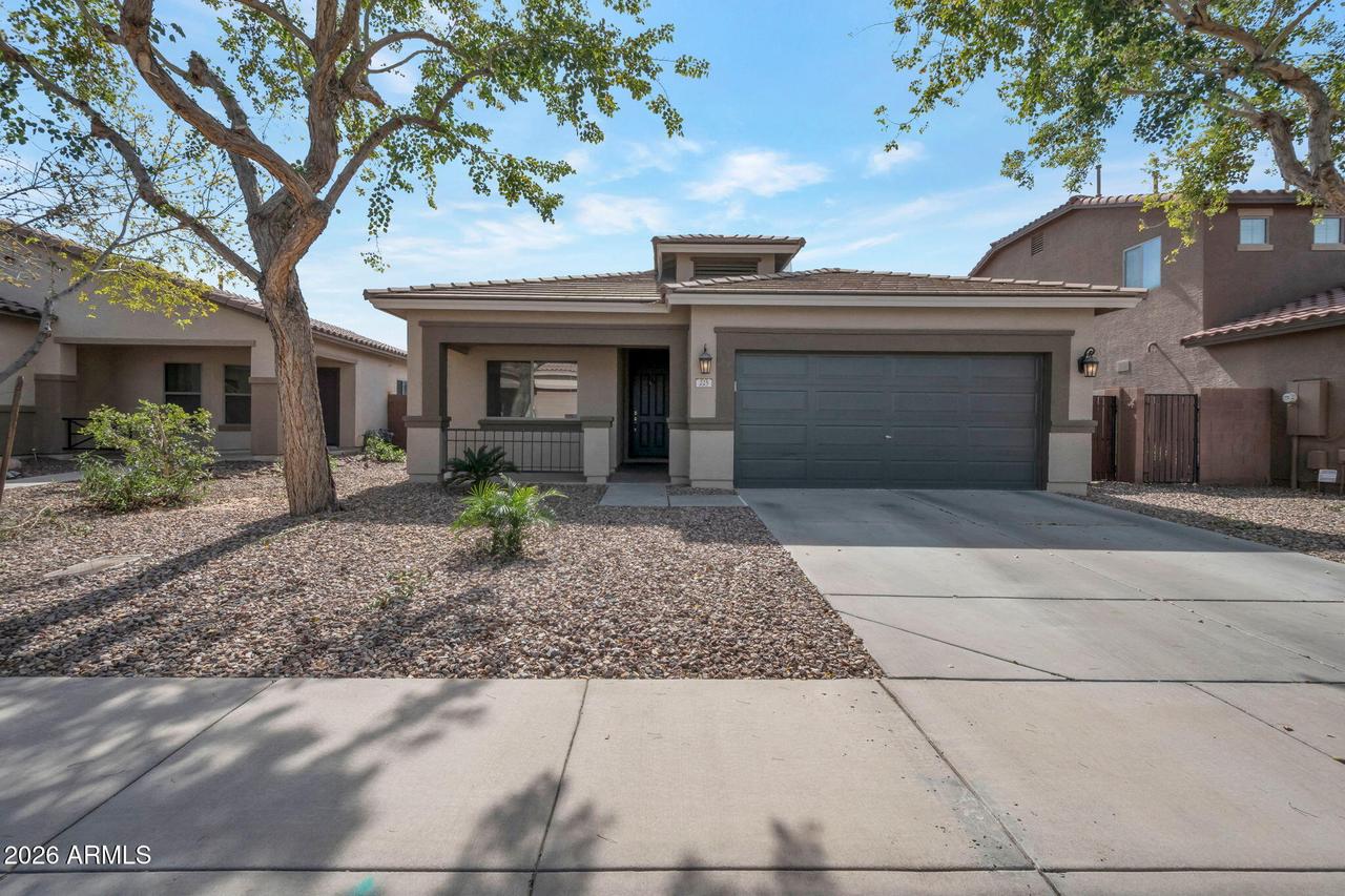 225 W Reeves Ave., Queen Creek, AZ 85140