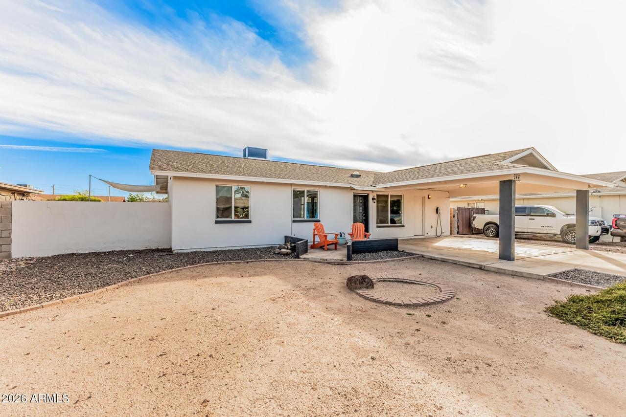 933 E 9th Dr., Mesa, AZ 85204